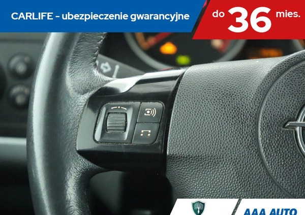 Opel Zafira cena 24000 przebieg: 199246, rok produkcji 2011 z Ińsko małe 211